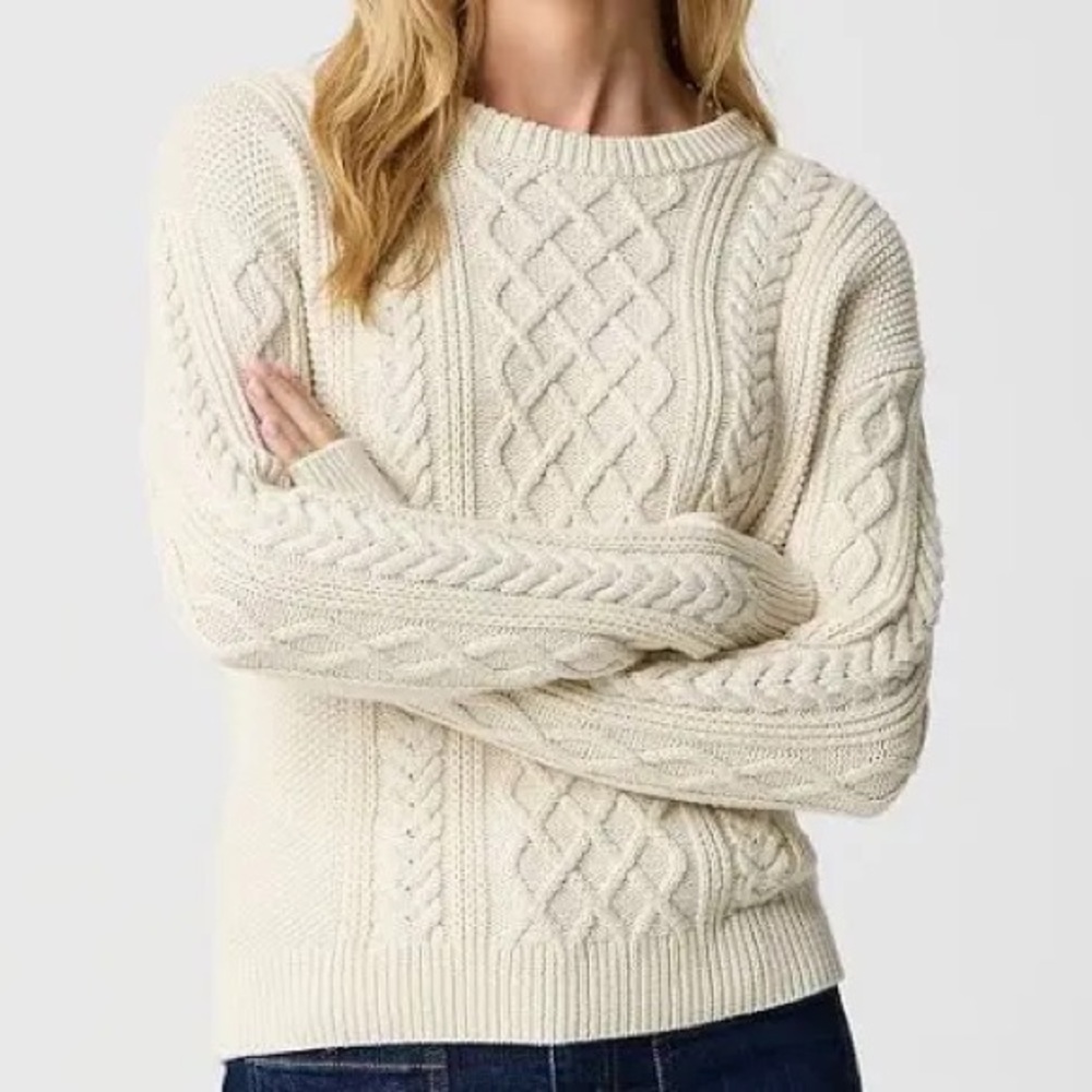 Forever 21 White Cable Knit Sweater
